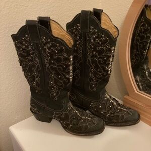 INNOVATION COWGIRL BOOTS